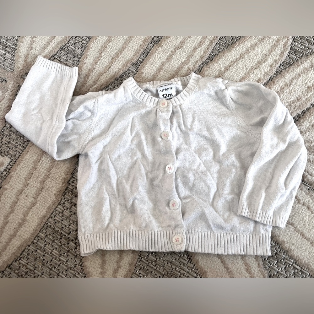 ⭐️5/$25⭐️ Carter's 12M Button-Up Cardigan Sweater